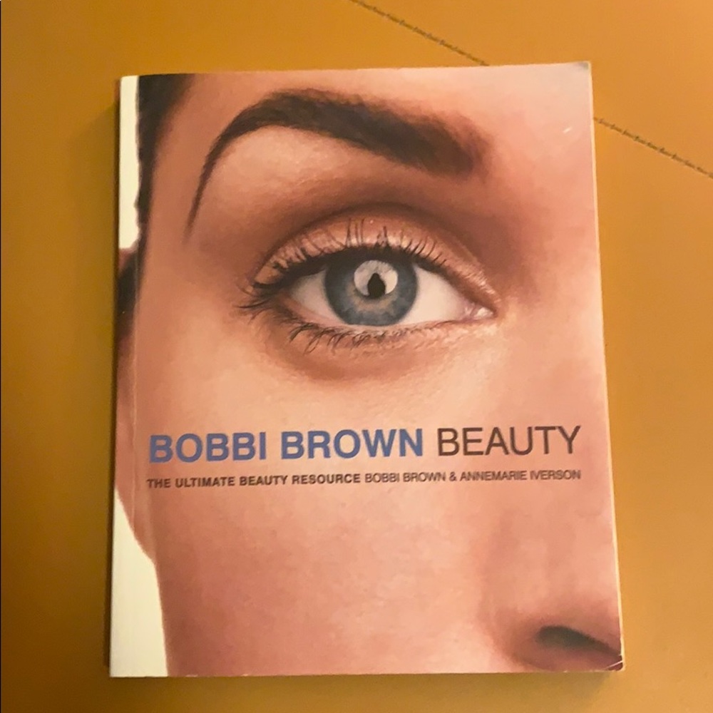 Bobbie Brown Beauty book